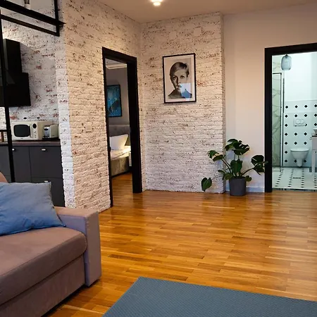 Apartament Urban Oasis With Parking