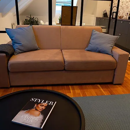 Urban Oasis With Parking Bucharest