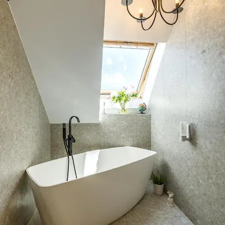 Urban Oasis With Parking * Bukareszt