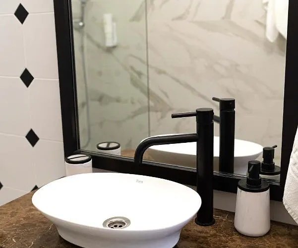 Appartement Urban Oasis With Parking Bucarest