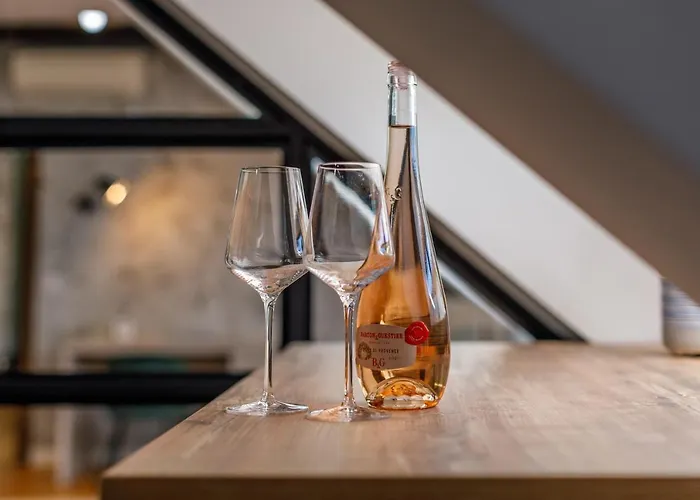 Urban Oasis With Parking Apartment Bucharest