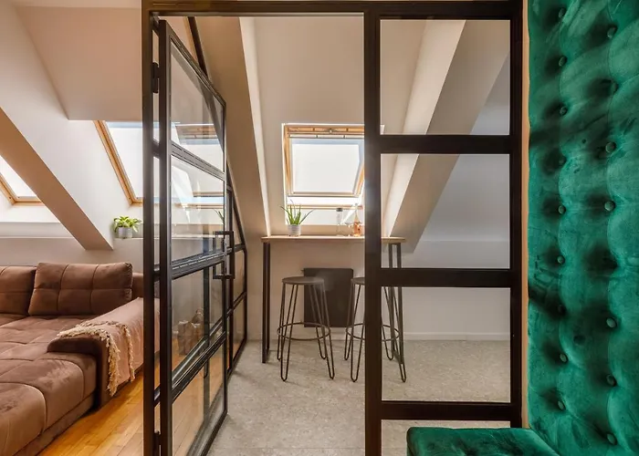 Apartment Urban Oasis With Parking Bucharest