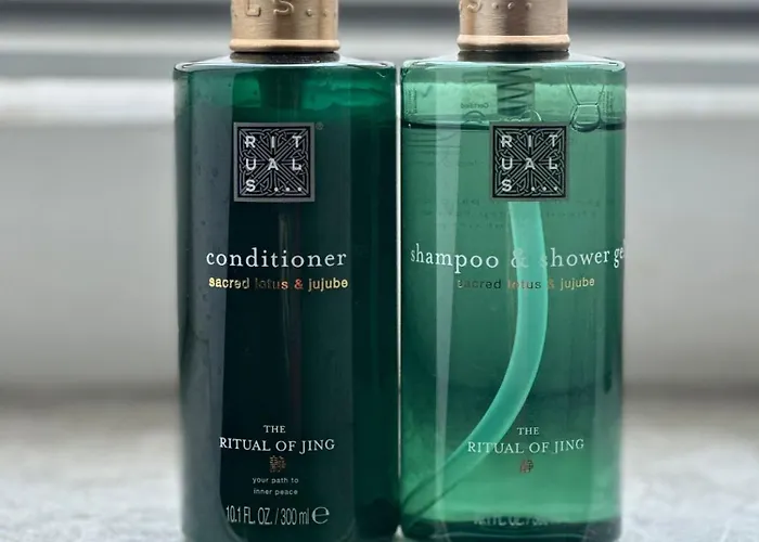 Urban Oasis With Parking شقة بوخارست