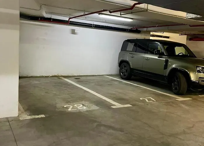 Urban Oasis With Parking *