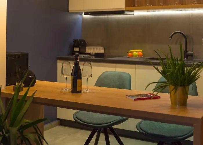 Urban Oasis With Parking شقة بوخارست