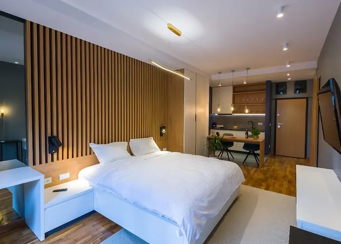 Apartment Urban Oasis With Parking *